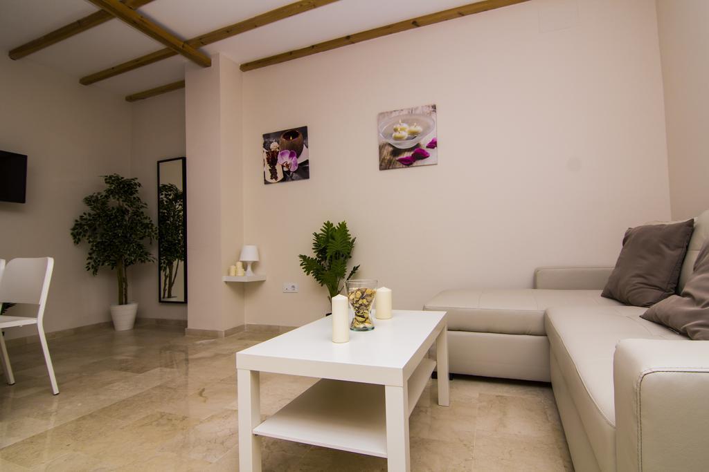 Apartamentos Centro Puerto De Santa Maria Ел Пуерто де Санта Мария Екстериор снимка